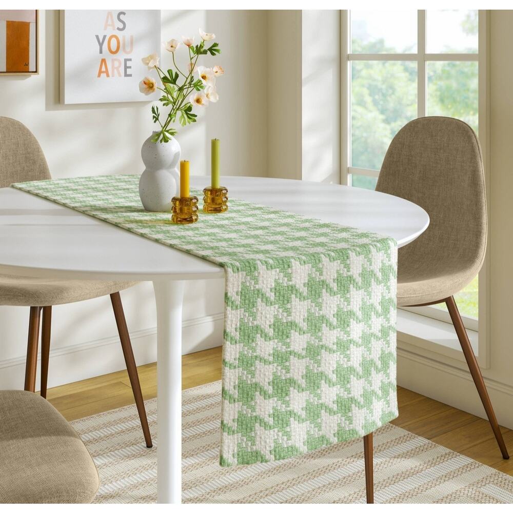 13002 Green & White Table Runner 100% Cotton 14" x 72" Machine Wash New